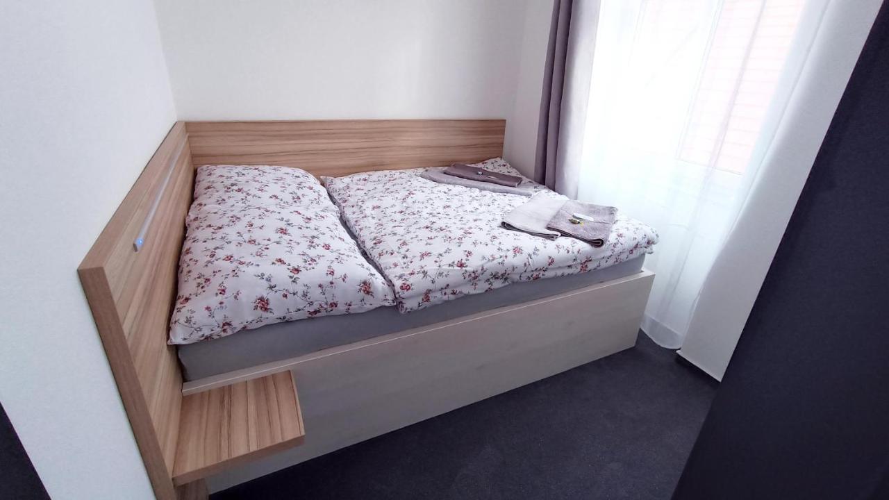 Penzion Harmonie Trhové Sviny Buitenkant foto